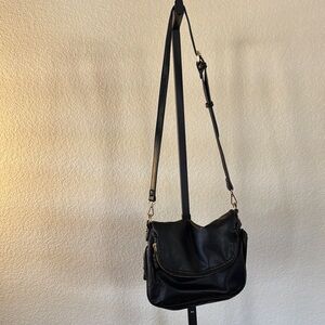 Elegant Black Leather Shoulder Bag